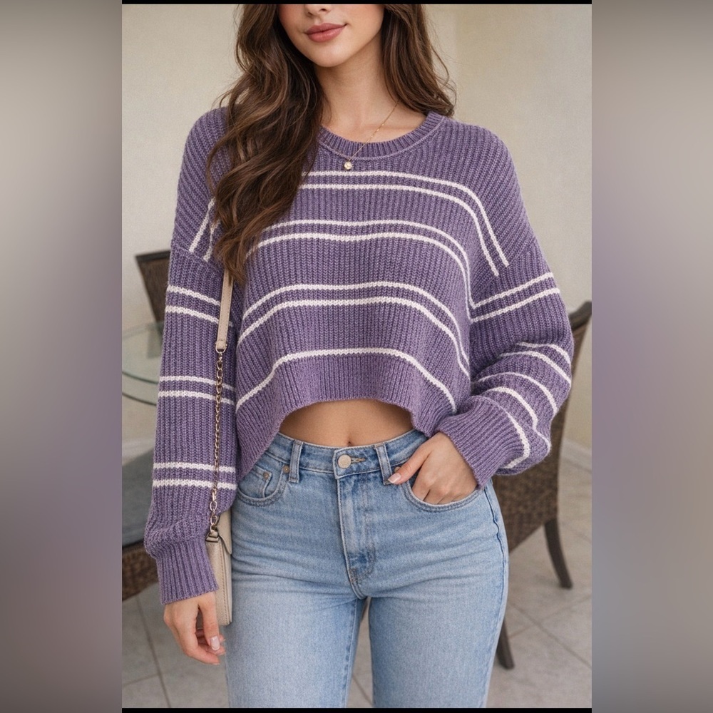 Miss Love Purple & White Striped Cropped Sweater – Size Large